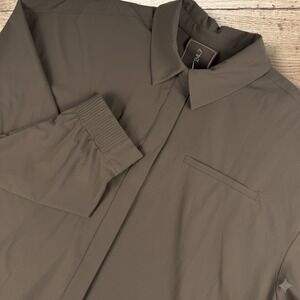 NIKE 24.7 Perfect Stretch Dri-FIT Oversized Long Sleeve Shirt Womens XL Brown